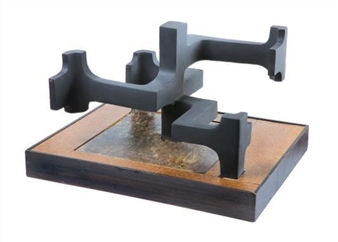 Model for Box Construction - Margel Hinder