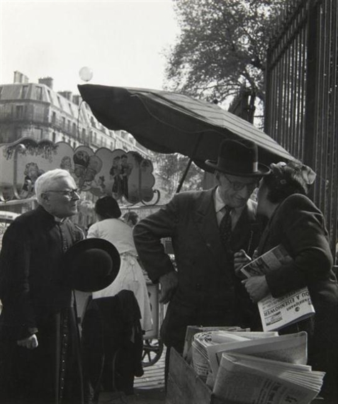 Robert Doisneau | Les Parisiens tels qu'ils sont (1953) | MutualArt
