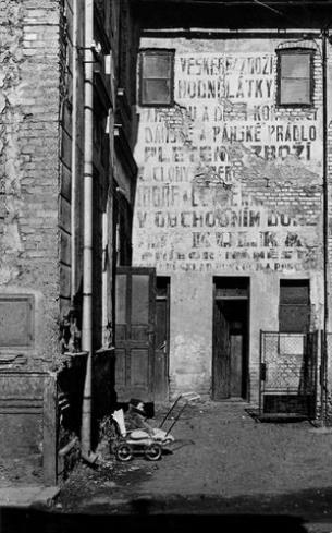 Artwork by Antonín Gribovský, „SECESE, PŘÍBOR, DUBEN“ (ART NOUVEAU, PŘÍBOR, APRIL), Made of Later gelatin silver print