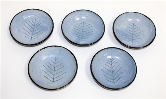 Set of five dishes