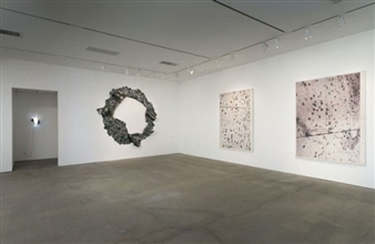 Marc Selwyn: Brie Ruais & Anna Betbeze - Nicole Klagsbrun