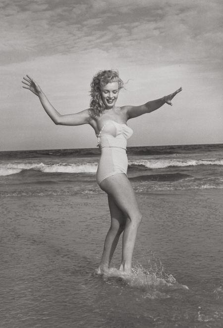 Marilyn Monroe on Tobey Beach by Andre de Dienes, 1949