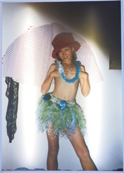 TREUDDK  - Galleri Susanne Ottesen