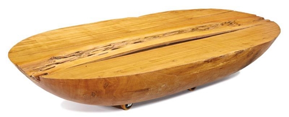 Iguaçu Table by Hugo França