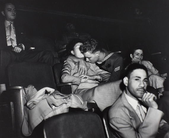 Weegee | Liebespaar im Kino / Lovers at the movies (Infrared ...