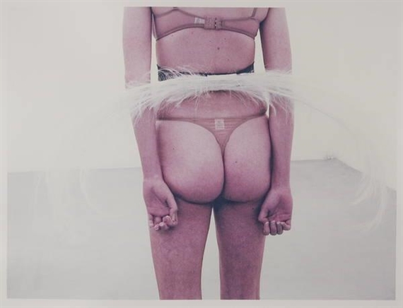 VB38 by Vanessa Beecroft, 1999