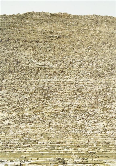 Cheops by Andreas Gursky, 2005