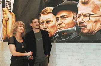 Clampdown sends Russian artists into exile