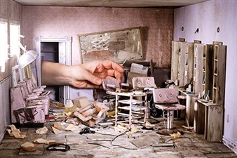 Feel Big Live Small - apexart