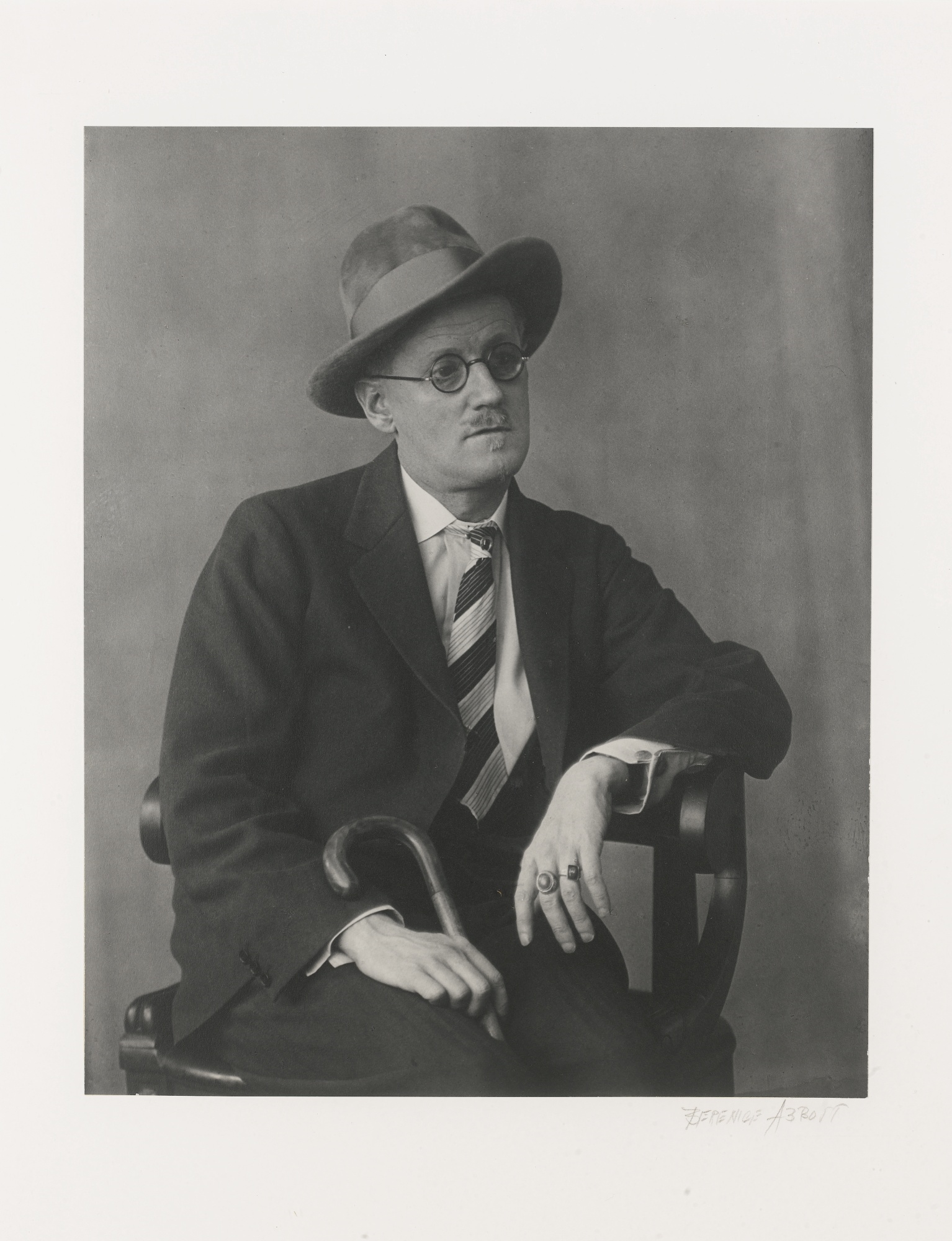 Berenice Abbott | JAMES JOYCE (1928) | MutualArt