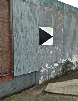 Stef Heidhues: Between Here And Now - Marion Scharmann
