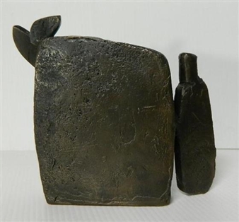 Hiding behind the Bottle - Philip Spelman