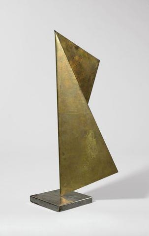 Artwork by Hermann Glöckner, FALTUNG I, Made of Folded brass, on metal base