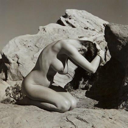 Nu accroupi by Andre de Dienes, circa 1960