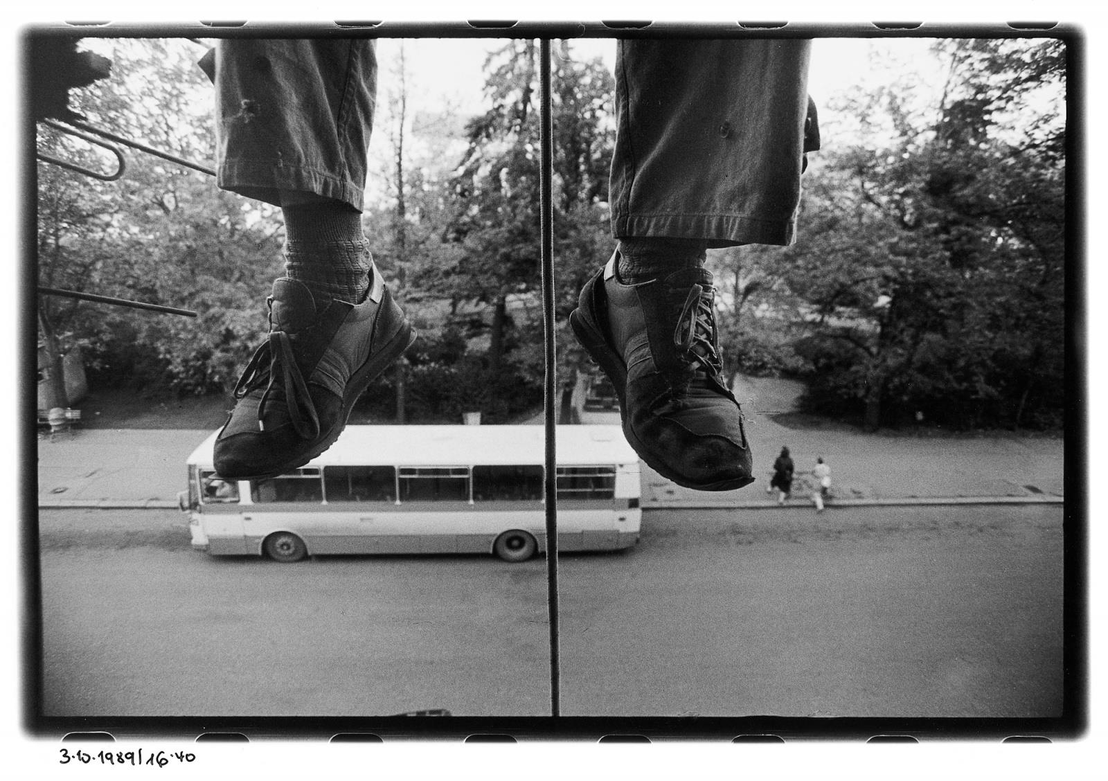 Z cyklu Pohledy z okna mého bytu by Jiri Hanke, 1989