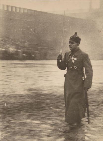 Verteidigungsminister Kliment Woroschilow bei Einer Militärparade am Roten Platz/Minister of defence Kliment Voroshilov at a Military Parade on Red Square, Moscow by Dmitri Debabov, 1928