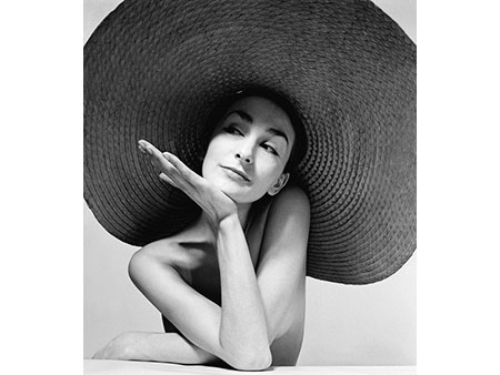Walter Vogel | PINA BAUSCH, PHOTOSTUDIO OF THE FOLKWANG-SCHOOL