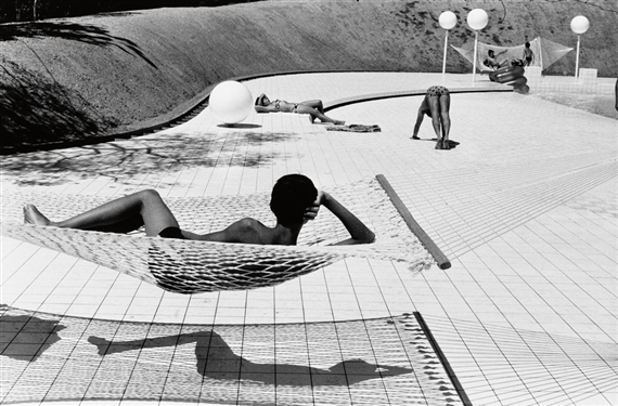 Swimming Pool designed by Alain Capeilleres, La Brusc, France by Martine Franck, 1976