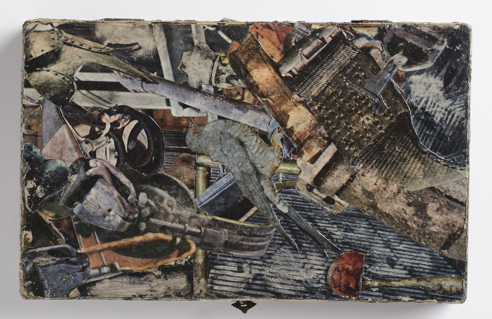 Artwork by Jiří Kolář, Box, Made of assemblage