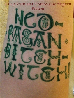 NEO-PAGAN BITCH-WITCH! - Evelyn Yard