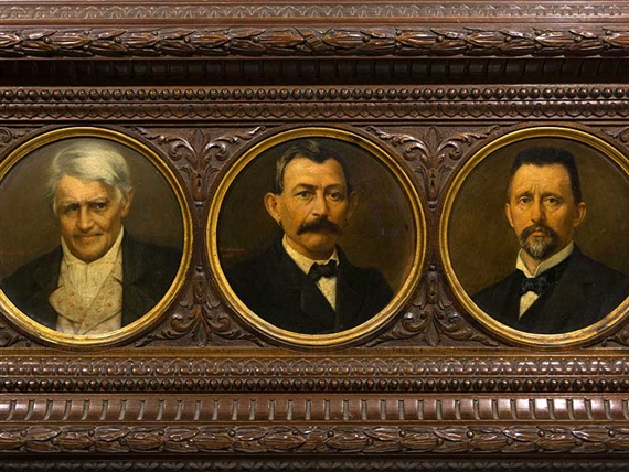 3 Works: Circular Portraits in a Frame by Guglielmo Bilancioni, 1900