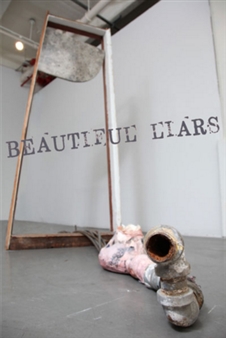 Beautiful Liars - Gallery Molly Krom