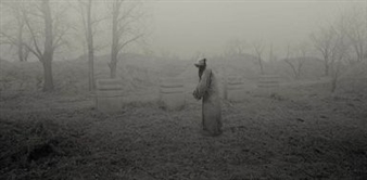 Living in cloud under the moon - Feng Fangyu