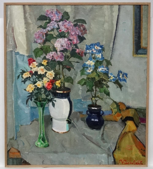Still life with flowers by Vladimir Ivanovitch Singaevski