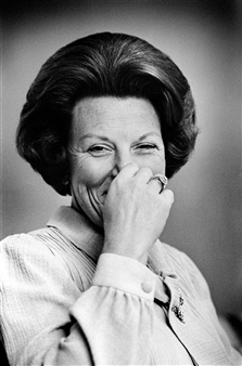 Queen Beatrix poses at Palace Drakensteyn for the Dutch Stamp - Vincent Mentzel