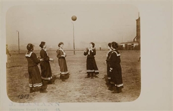 Labour/ Leisure in the Works of J. Hamann - MK&G Hamburg