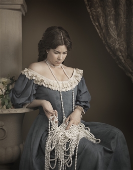 Maisie Broadhead: Pearls - Sarah Myerscough Gallery
