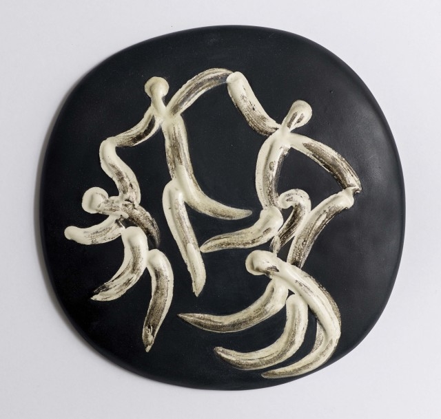 Artwork by Pablo Picasso, Quatre Danseurs, Made of glazed earthenware