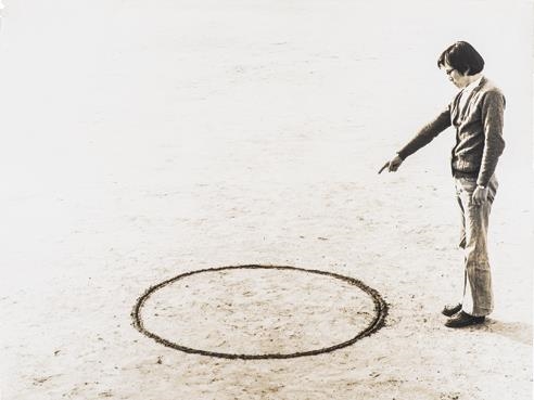 10 Lee Kun-Yong Signatures | MutualArt