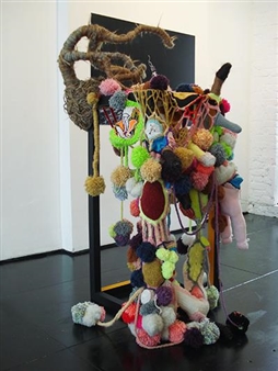 Anna Genger and Daniela Glunz: Her Land - The Agency