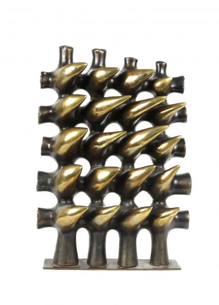 Artwork by Chang-Jo Han, Sans titre, Made of Bronze with brown golden patina