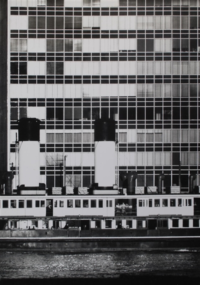 Manly Ferry and Unilever Building, Sydney
