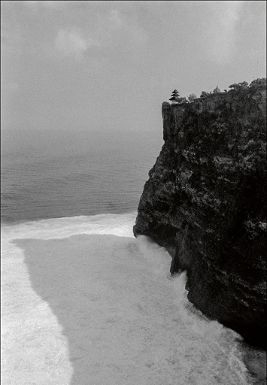 La Falaise by Xavier Le Roy