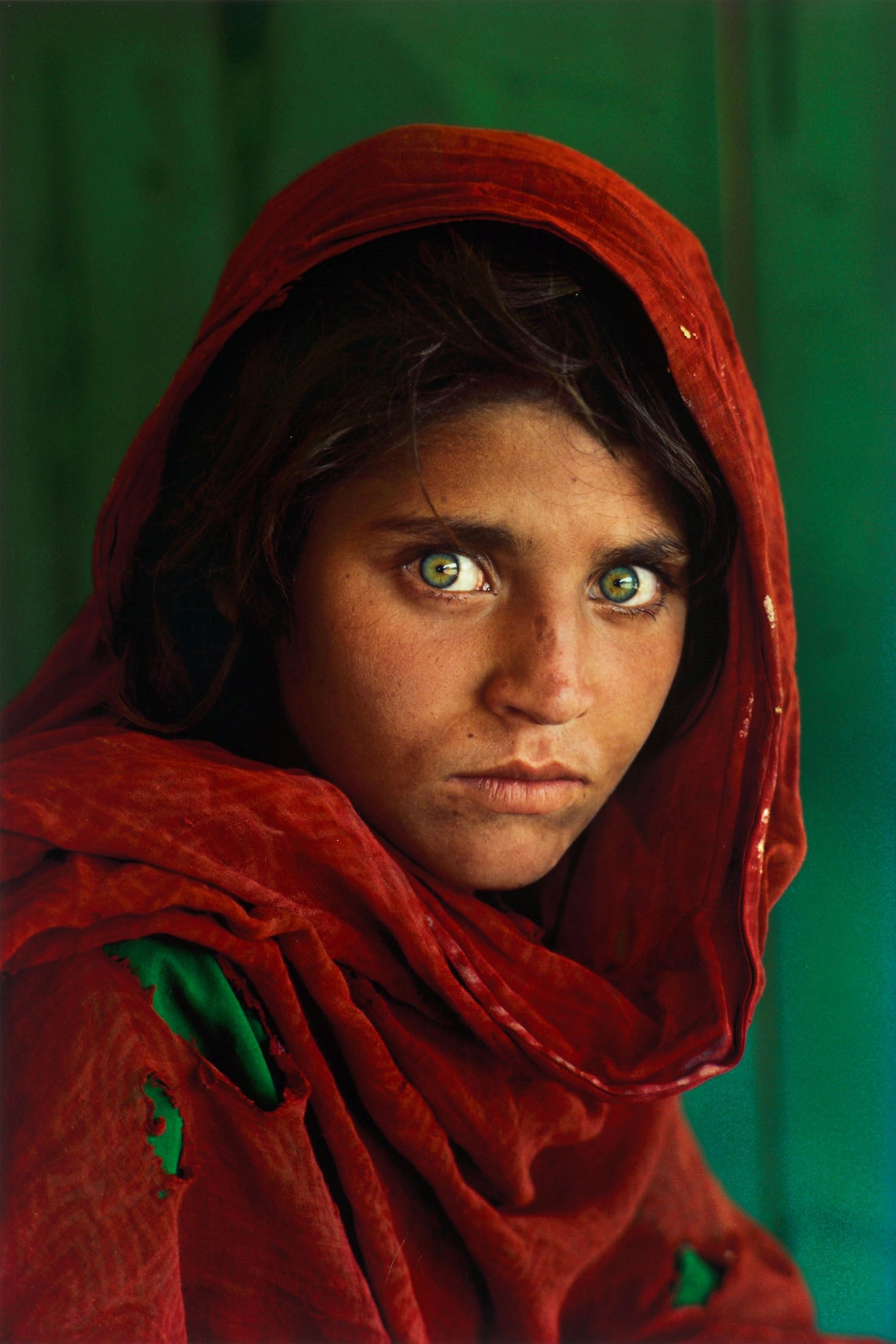 Afghan Girl, Peshawar by Steve McCurry, 1984