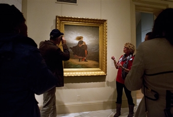 Blind Art Lovers Make The Most Of Museum Visits With 'InSight' Tours