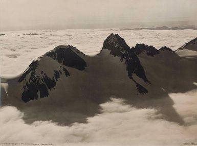 Hochweltmorgen : Oberaarjoch by Emanuel Gyger