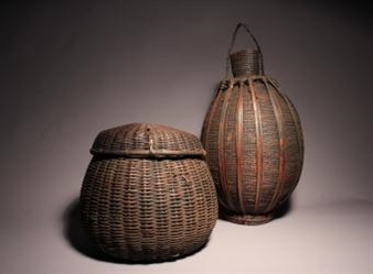 African Baskets - Douglas Dawson Gallery