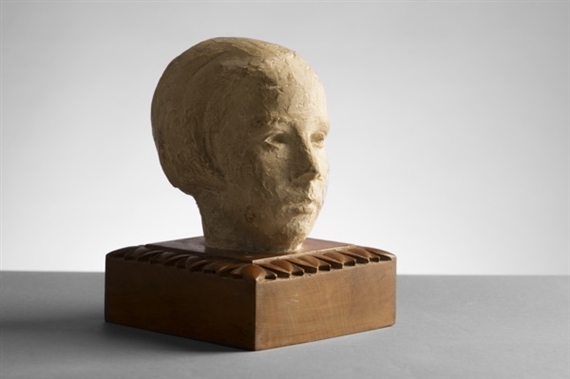 Tête de jeune fille