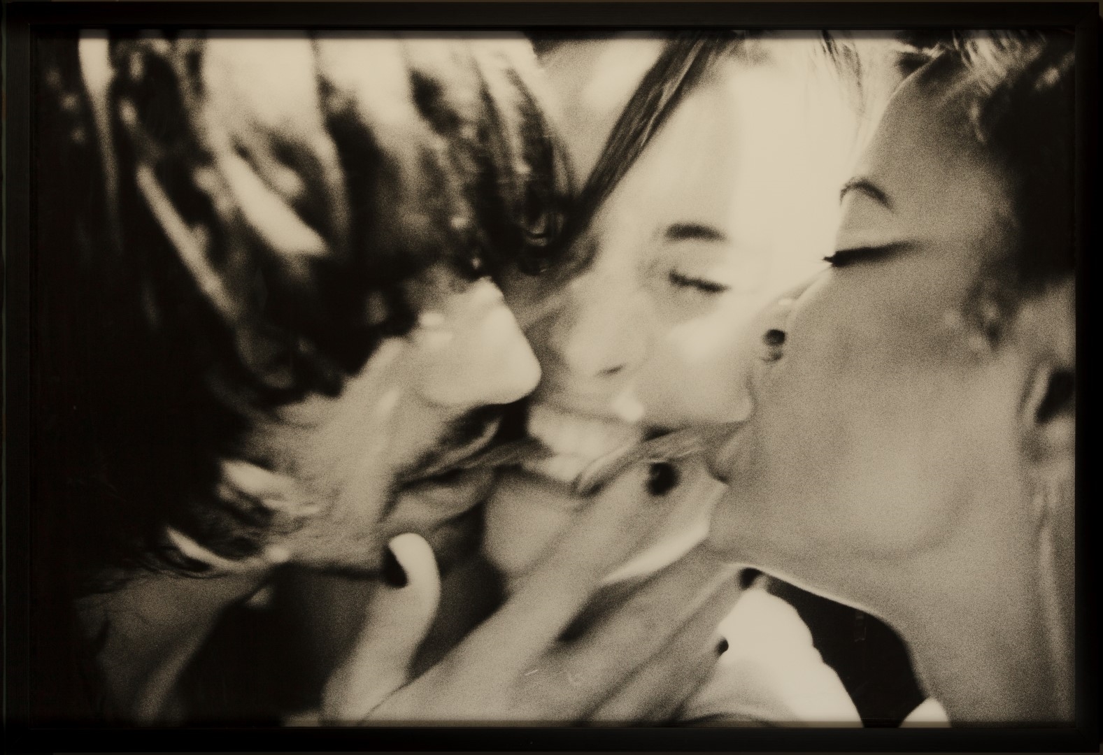 Artwork by Ellen von Unwerth, Sans titre, de la série Omahyra et Boyd, Made of C-Print