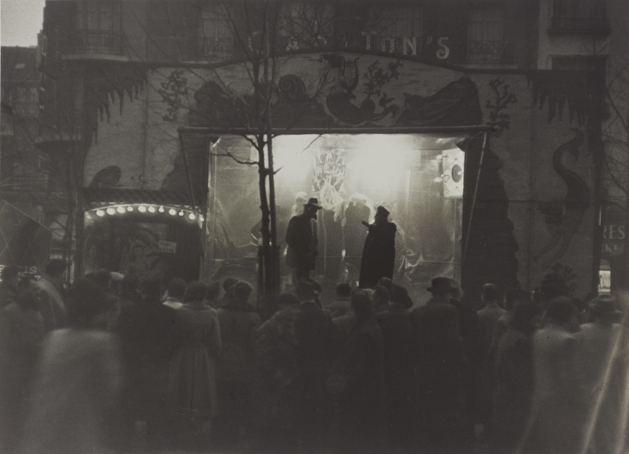 Théâtre De L œuvre Rue De Clichy Paris Robert Frank | PARIS, BOULEVARD DE CLICHY (THÉÂTRE DE RUE) (1949