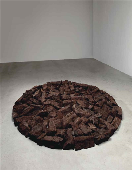 Small Turf Circle by Richard Long, 1990