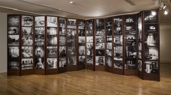Dayanita Singh: Museum Bhavan | Exhibitions | MutualArt