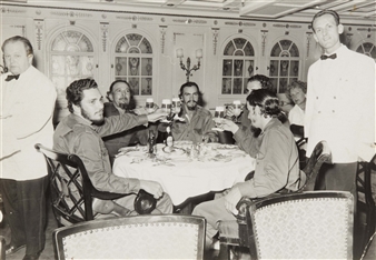 Che Guevara, Fidel and Raoul Castro on bord the 'Berlin' - Theodor Bedburdick