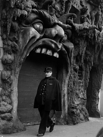 L'Enfer Bôite de Nuit, Place Pigalle, Paris by Robert Doisneau, 1952
