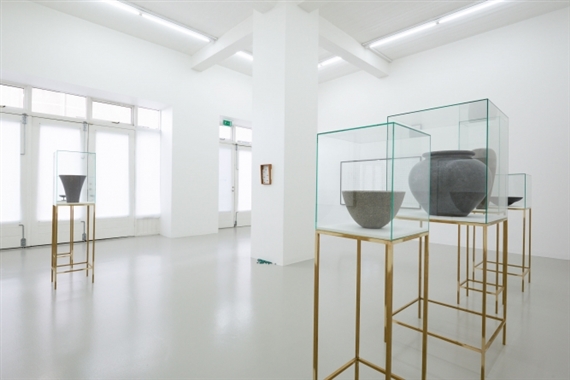 Alicja Kwade: A Trillionth of a Second - i8 Gallery