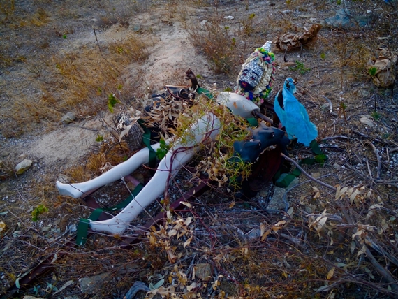 Raul de Nieves: Thirty3 - Dio Horia, Mykonos